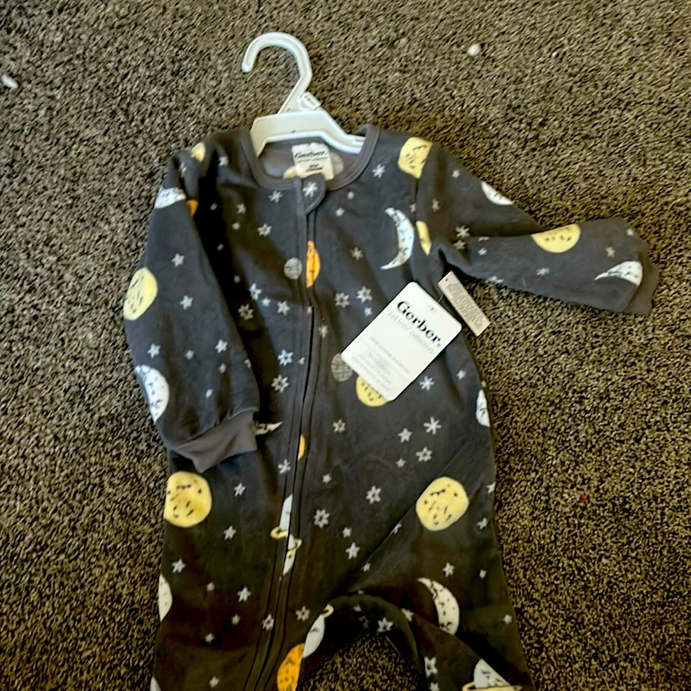 Gerber 12m pajamas
